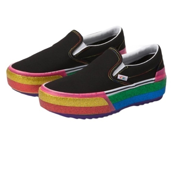 VANS Classic Slip-on Stacked Platform Rainbow Sneaker Size 6 Women - Picture 1 of 9